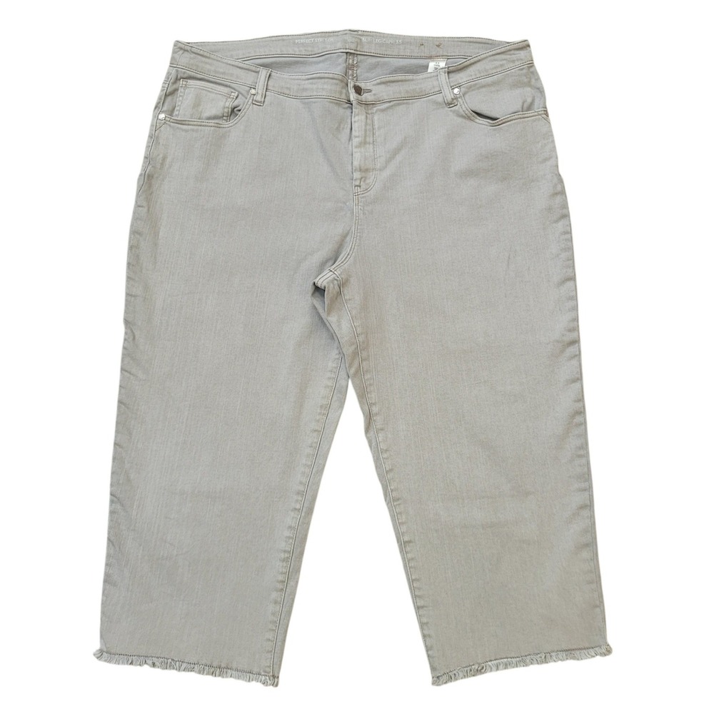 Chico's Perfect Stretch Girlfriend Slim Leg‎ Capri Pants Gray 3.5 XL